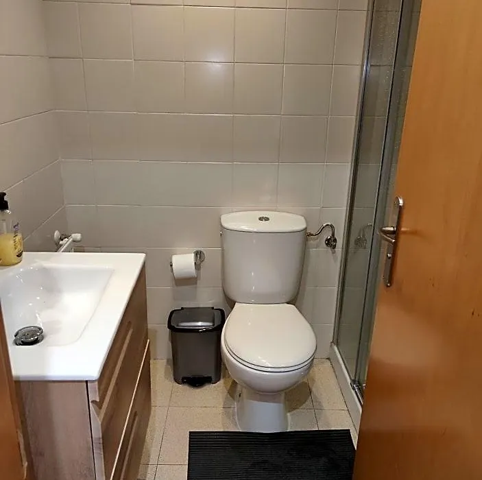 Fast Single Rooms-1